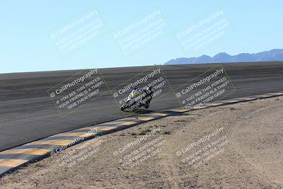media/Dec-06-2024-CVMA Friday Practice (Fri) [[e1d1c5d4fc]]/4-Group 4 and Trackday/Session 5 (Bowl)/